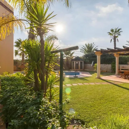 Villa Spacious Living Private Pool Tranquil Setting Close To Beaches Restaurants Guia (Faro)