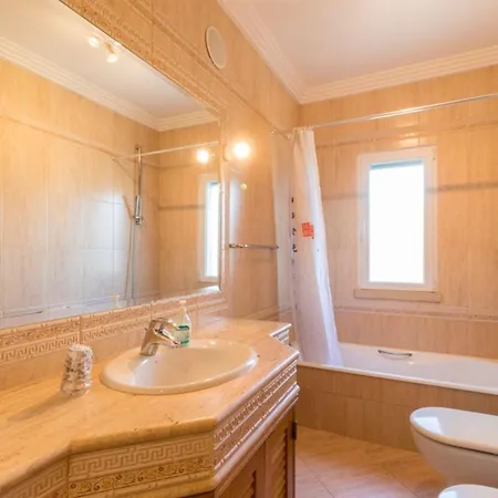 Spacious Living Private Pool Tranquil Setting Вилла Гия