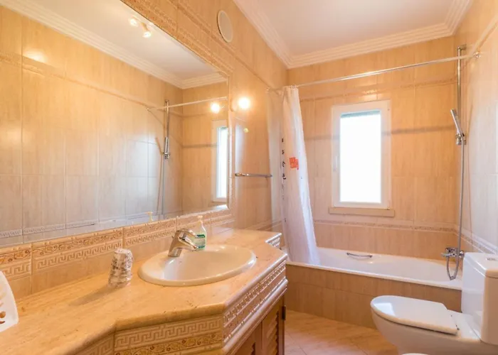 Spacious Living Private Pool Tranquil Setting Villa Guia (Faro)